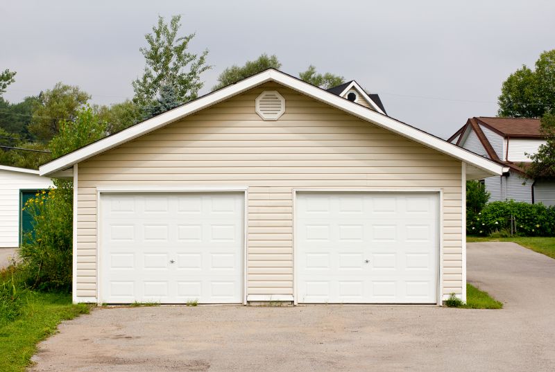 Detached Garage Construction in Houston, TX